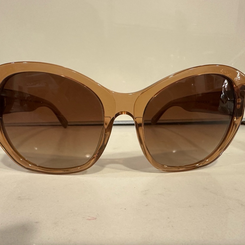 Coach Sunglasses HC8252